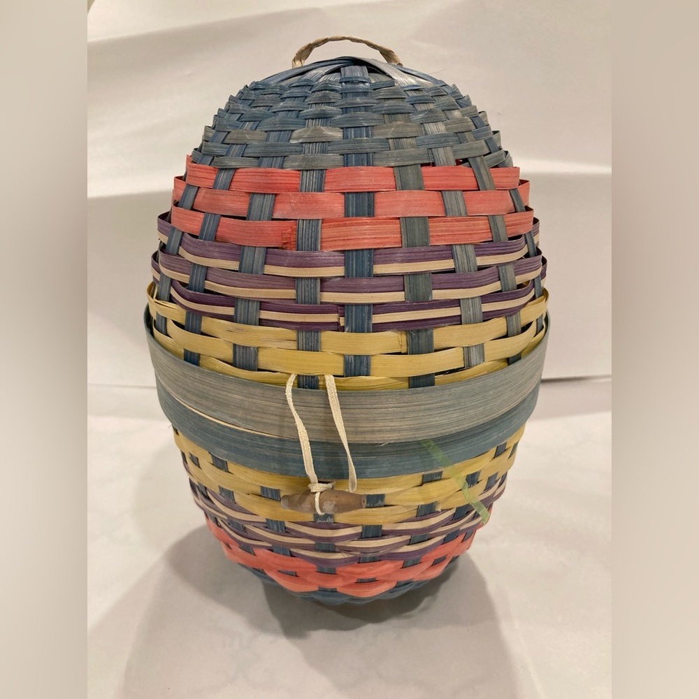 Vintage 11 1/2” x 7 1/2” Woven Pastel Hand Made Spring Easter Egg Shaped Basket